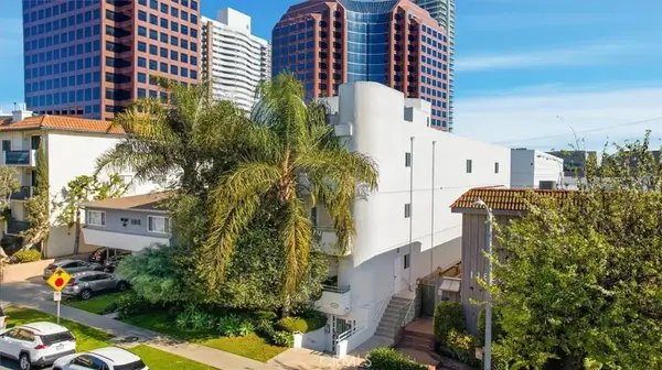11822 Goshen Avenue #303, Los Angeles, CA 90049