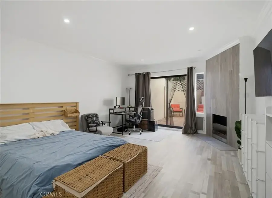 1277 S S Beverly Glen Blvd #107, Los Angeles, CA 90024 - #3