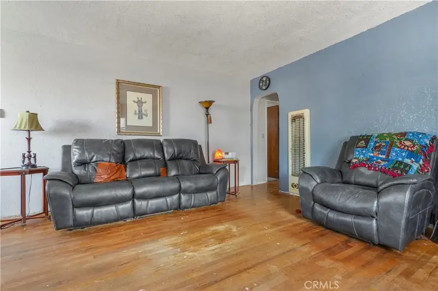 416 E 219th, Carson, CA 90745 - #3