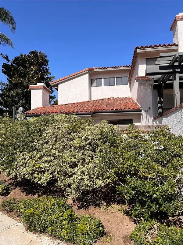 11 Cordoba Court, Manhattan Beach, CA 90266
