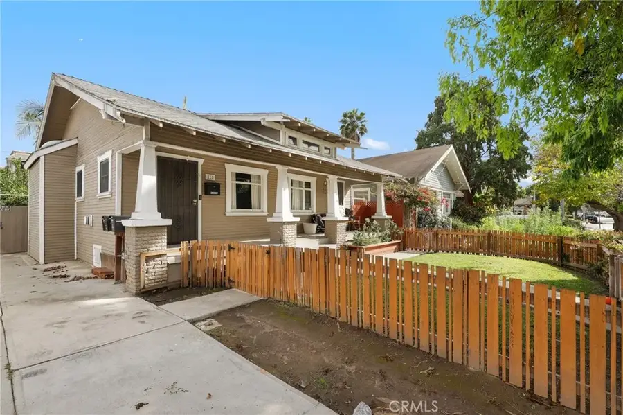 820 Temple Avenue, Long Beach, CA 90804 - #2