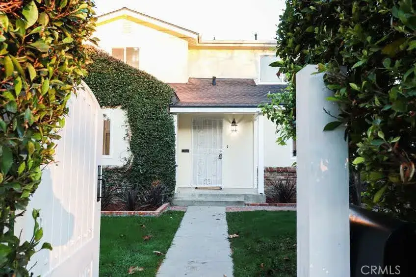 1305 W Riverside, Burbank, CA 91506 - #2