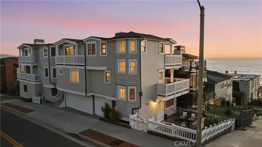 124 33rd, Manhattan Beach, CA 90266 - #2