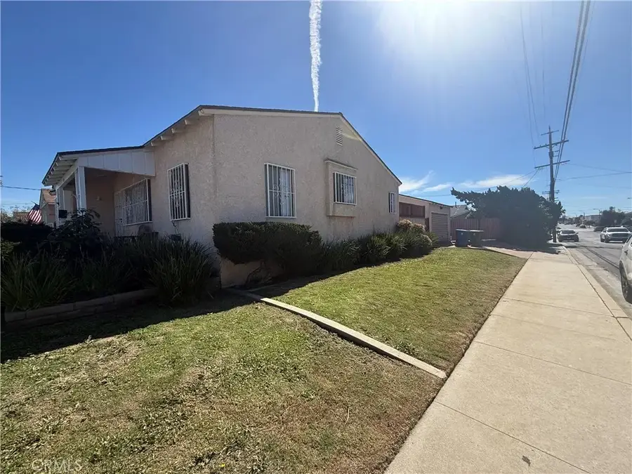 1128 W Dolores, Wilmington, CA 90744 - #2