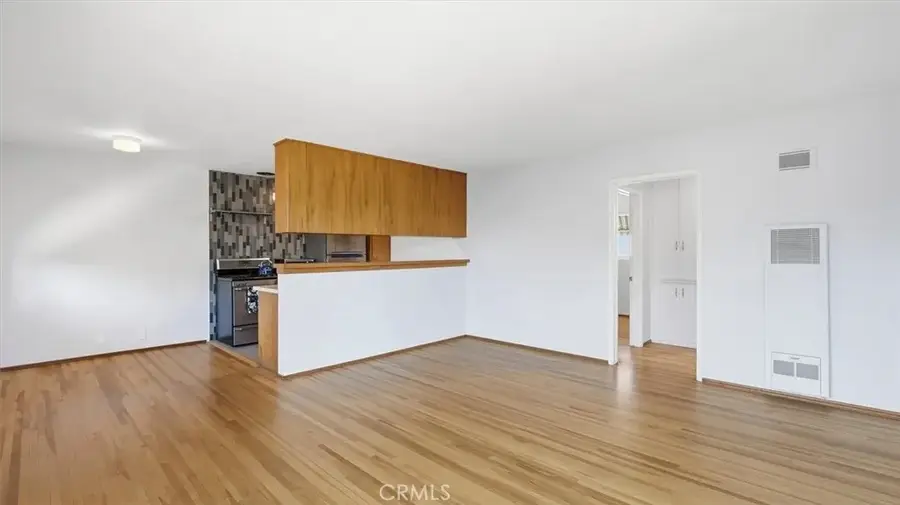 1020 E 2nd Street #10, Long Beach, CA 90802 - #2