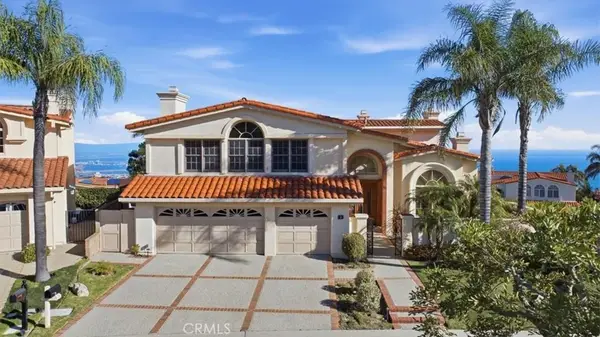 2 Avenida De Olma, Rancho Palos Verdes, CA 90275