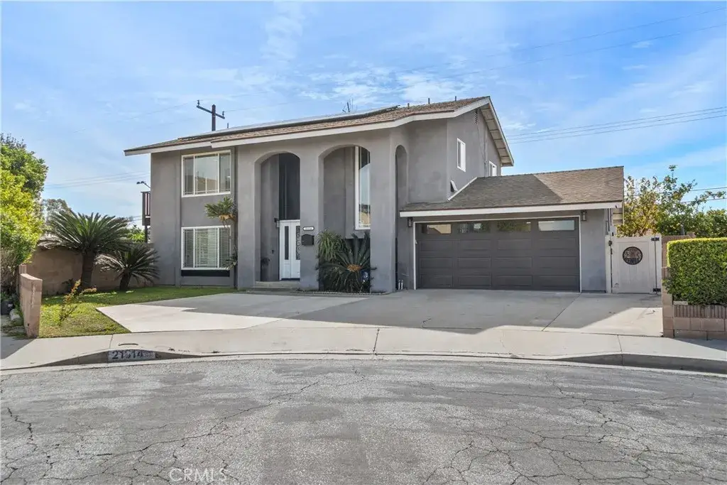 21314 Kinard Avenue, Carson, CA 90745 - #1