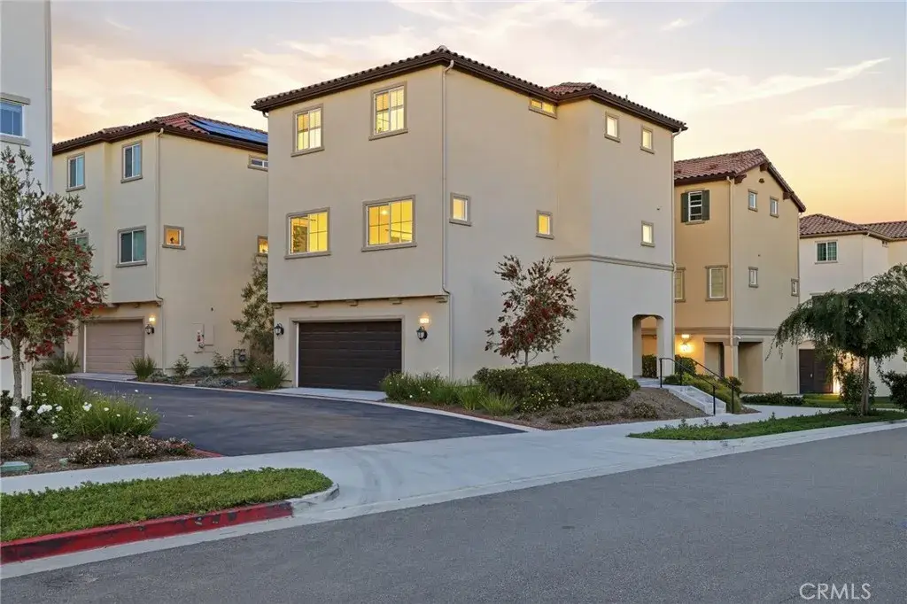 27664 Grandview Way, San Pedro, CA 90732 - #1