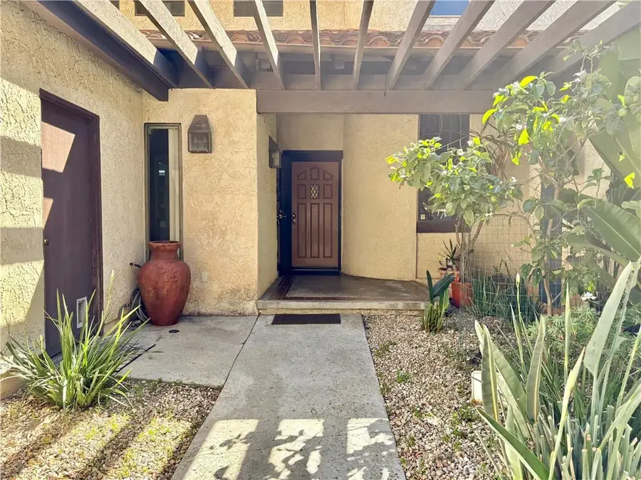 19 Cabrillo Drive, Avalon, CA 90704 - #2