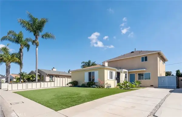 8420 Glider Avenue, Los Angeles, CA 90045