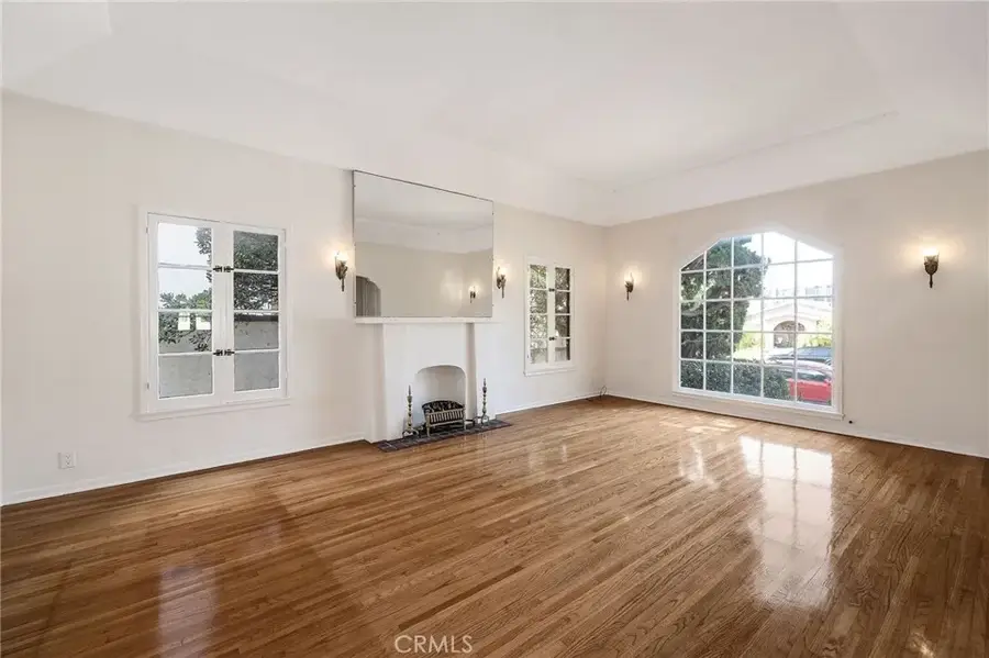 704 Elvira Avenue, Redondo Beach, CA 90277 - #2