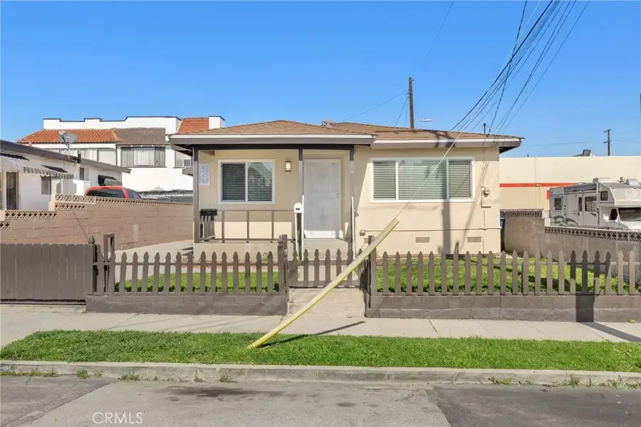 526 W 2nd, San Pedro, CA 90731 - #3