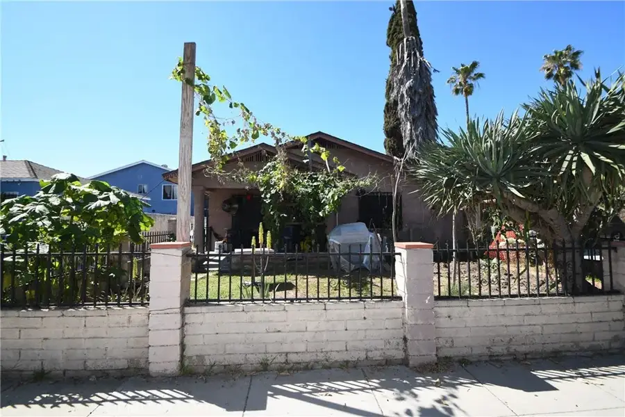 1731 Gaviota Avenue, Long Beach, CA 90813 - #2