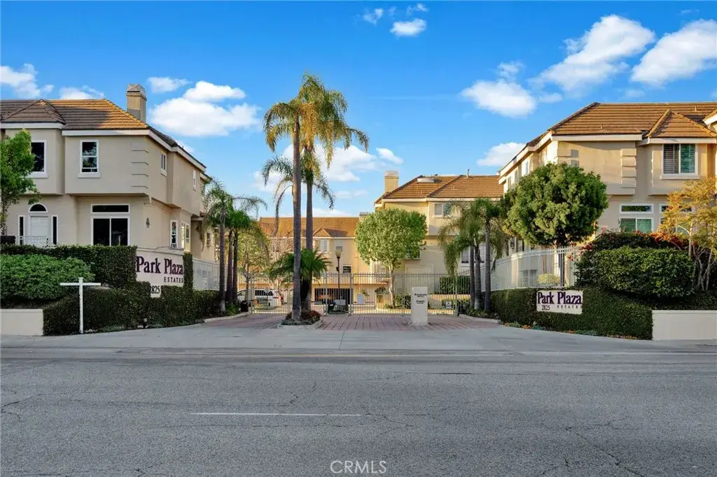 2825 Plaza Del Amo #106, Torrance, CA 90503 - #1