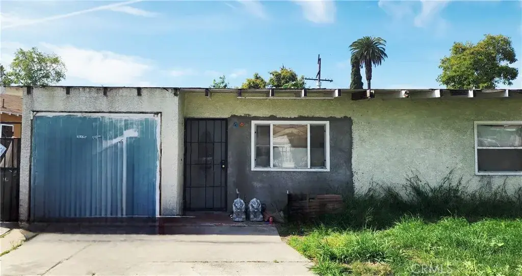 1116 E Stockton Street, Compton, CA 90221 - #1