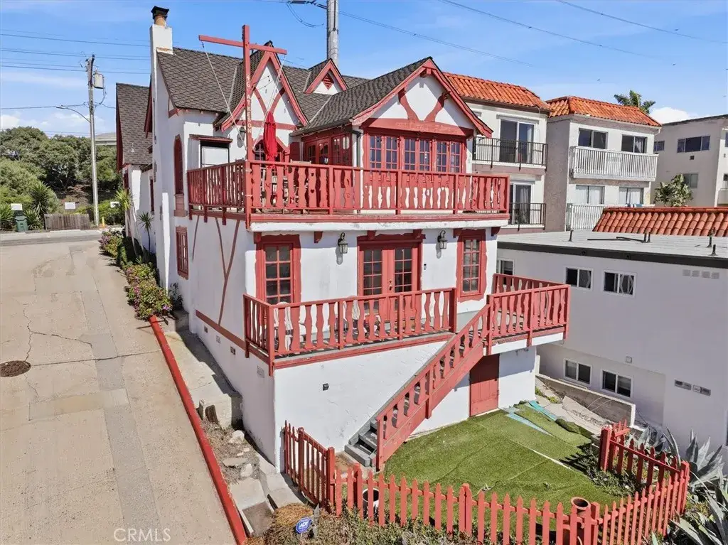 4308 Crest Drive, Manhattan Beach, CA 90266 - #1