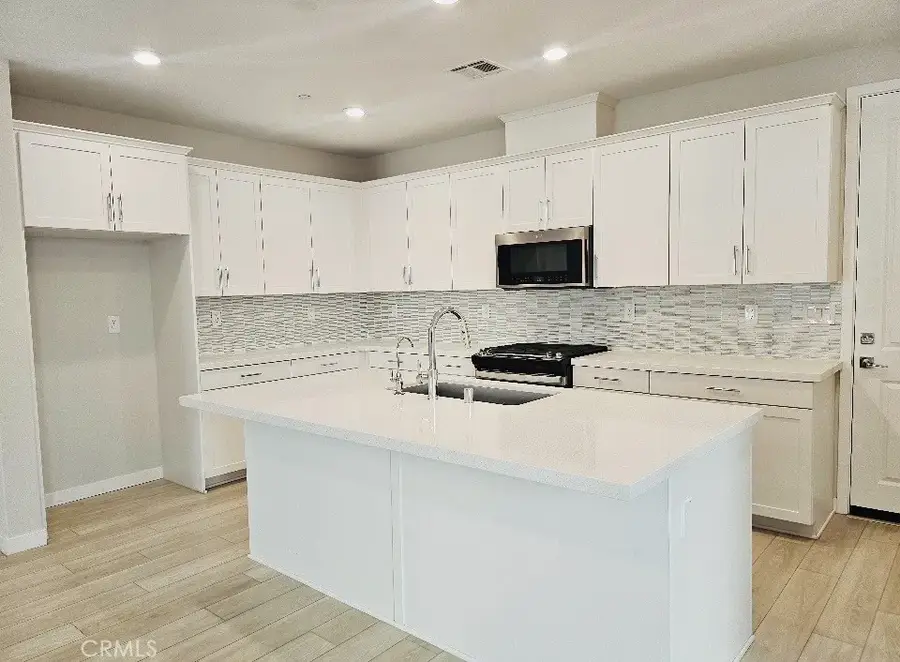 27637 Ensemble, Valencia, CA 91381 - #3