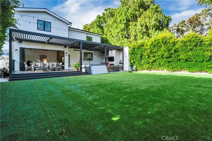 1852 6th, Manhattan Beach, CA 90266 - #2
