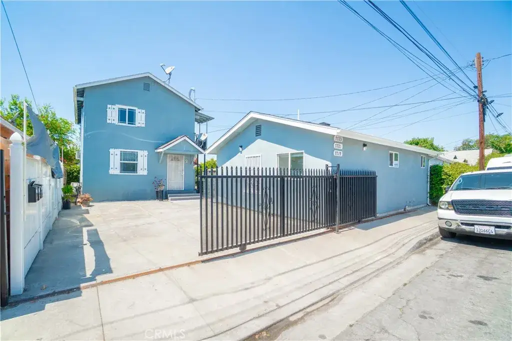 7721 Bell Avenue, Los Angeles, CA 90001 - #1