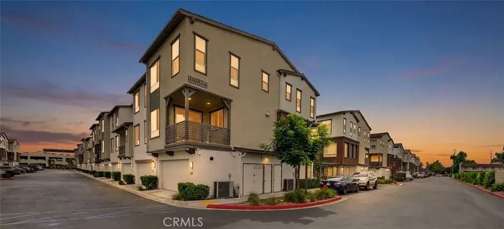 1185 Harvest Dr., Covina, CA 91722 - #1