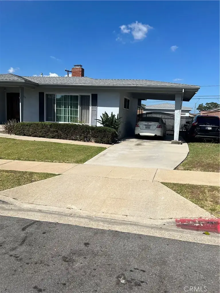 10513 S 5th, Inglewood, CA 90303 - #2