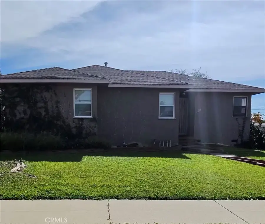 762 131st, Gardena, CA 90247 - #2
