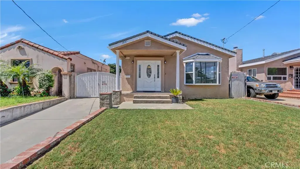 1041 King, Wilmington, CA 90744 - #1