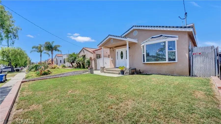 1041 King, Wilmington, CA 90744 - #2