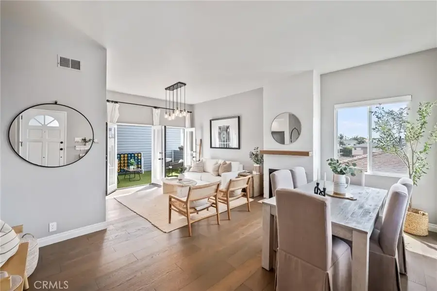 1300 12th Street #E, Manhattan Beach, CA 90266 - #3