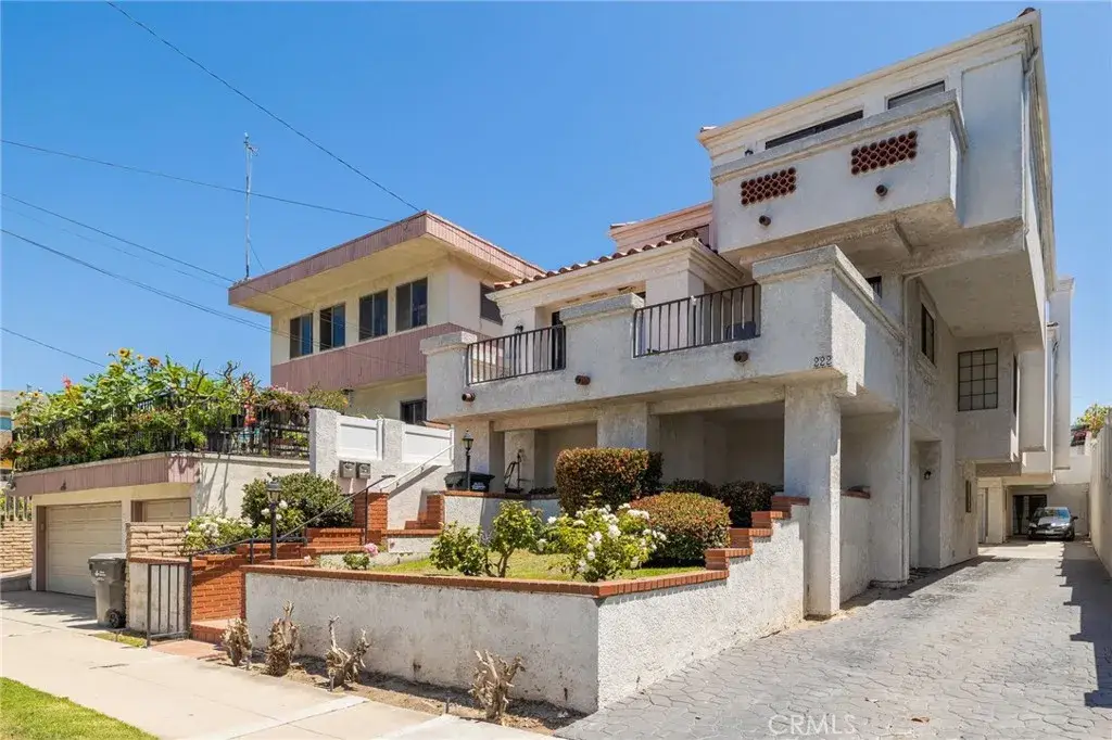 222 N Juanita Avenue #B, Redondo Beach, CA 90277 - #1