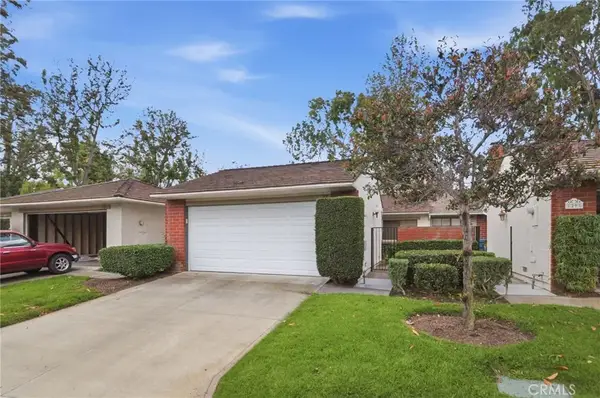 27 Dogwood South, Irvine, CA 92612