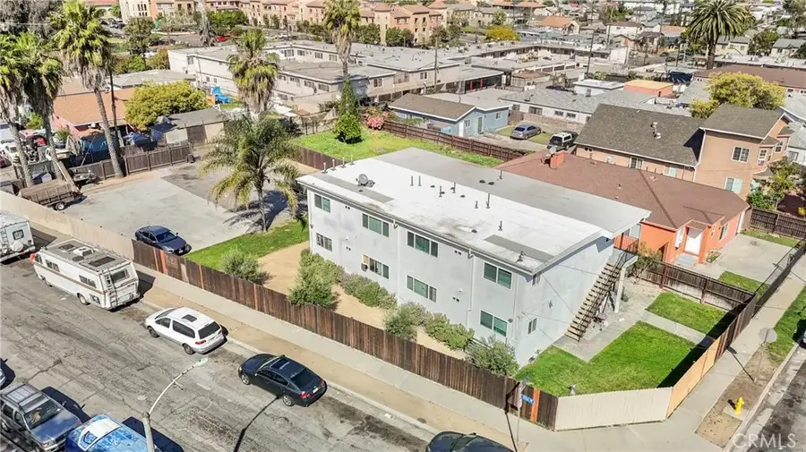 11513 Berendo, Los Angeles, CA 90044 - #3