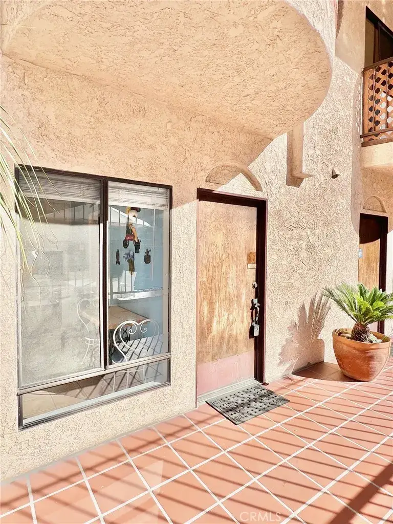 340 Clemente #10, Avalon, CA 90704 - #2