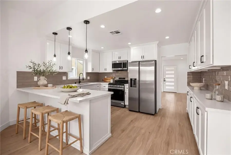 6049 Whitewood Avenue, Lakewood, CA 90712 - #2