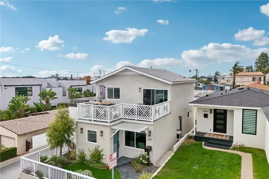 677 5th Street, Hermosa Beach, CA 90254 - #2