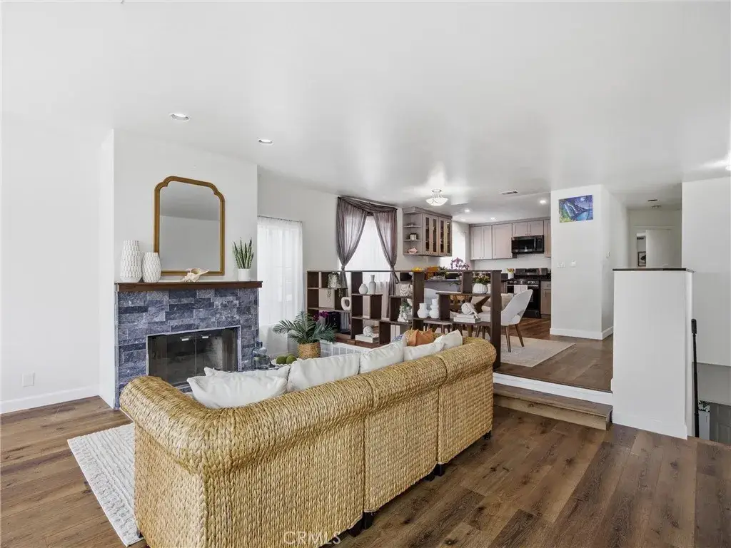 2909 S Pacific Avenue, San Pedro, CA 90731 - #1