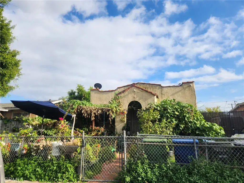 806 E 105th Street, Los Angeles, CA 90002 - #1