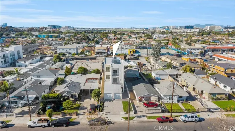 10905 Dalerose Avenue, Inglewood, CA 90304 - #2