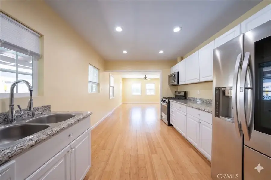 8017 Noble, Panorama City, CA 91402 - #2