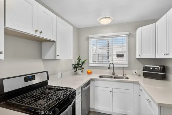 1057 E Appleton #10, Long Beach, CA 90802