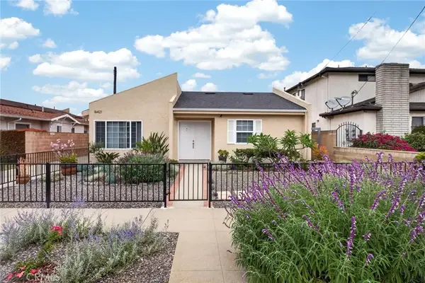 16421 S Manhattan Place, Gardena, CA 90247