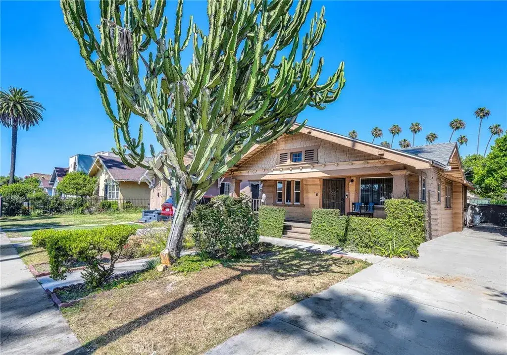 4620 S Van Ness Avenue, Los Angeles, CA 90062 - #1