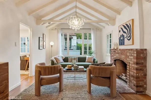 6182 Glen Oak St, Los Angeles, CA 90068