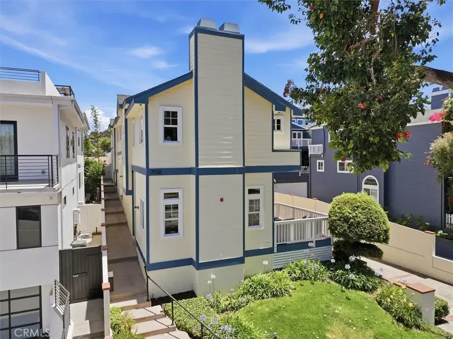 702 S Broadway #A, Redondo Beach, CA 90277 - #2