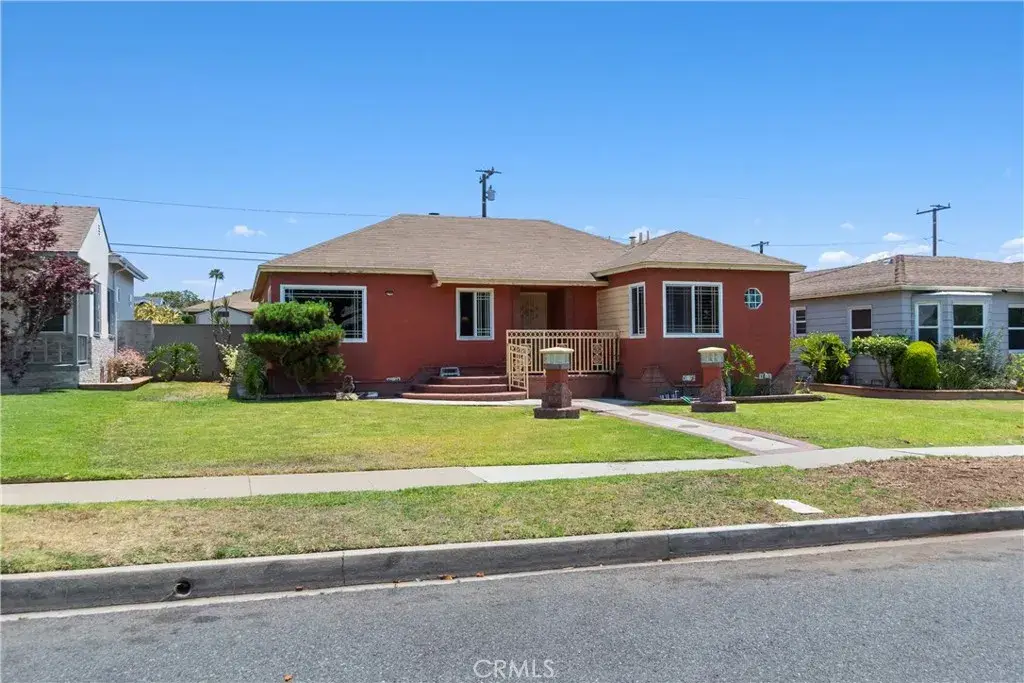 11028 Spinning, Inglewood, CA 90303 - #1