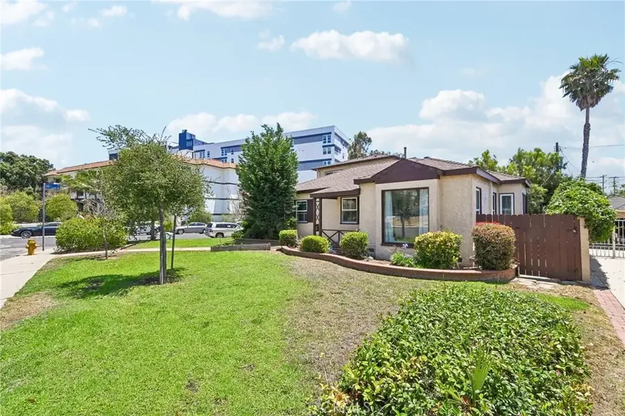 6320 W 85th Street, Los Angeles, CA 90045 - #2