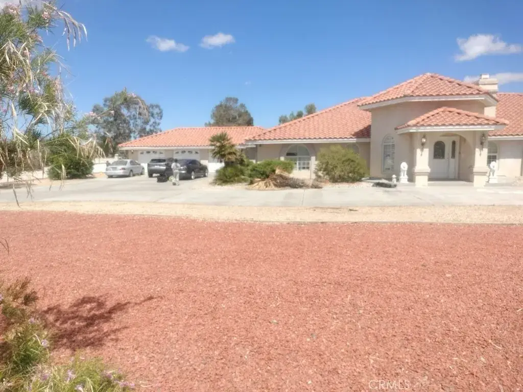 20305 Rancherias Road, Apple Valley, CA 92307 - #1