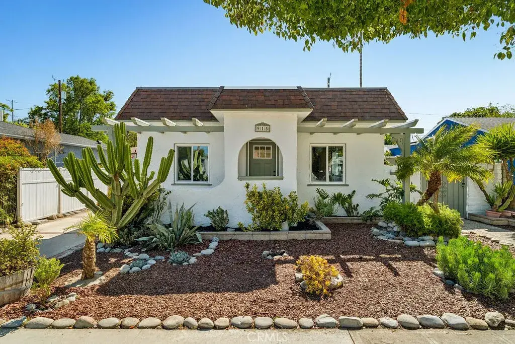 915 N Valley, Burbank, CA 91505 - #1