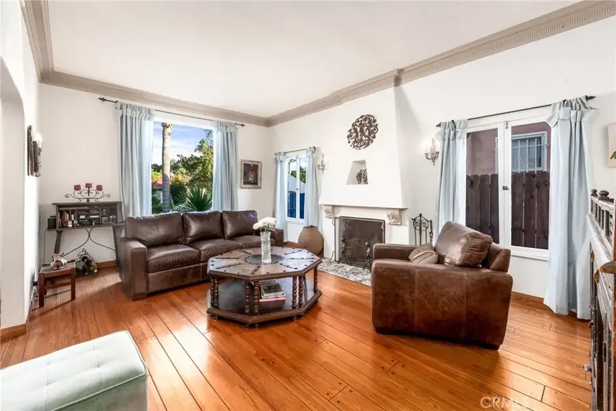 2431 S Holt, Los Angeles, CA 90034 - #2