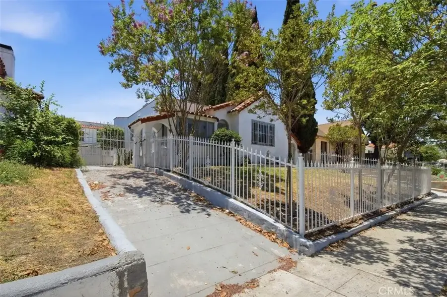 2136 W 75th Street, Los Angeles, CA 90047 - #2